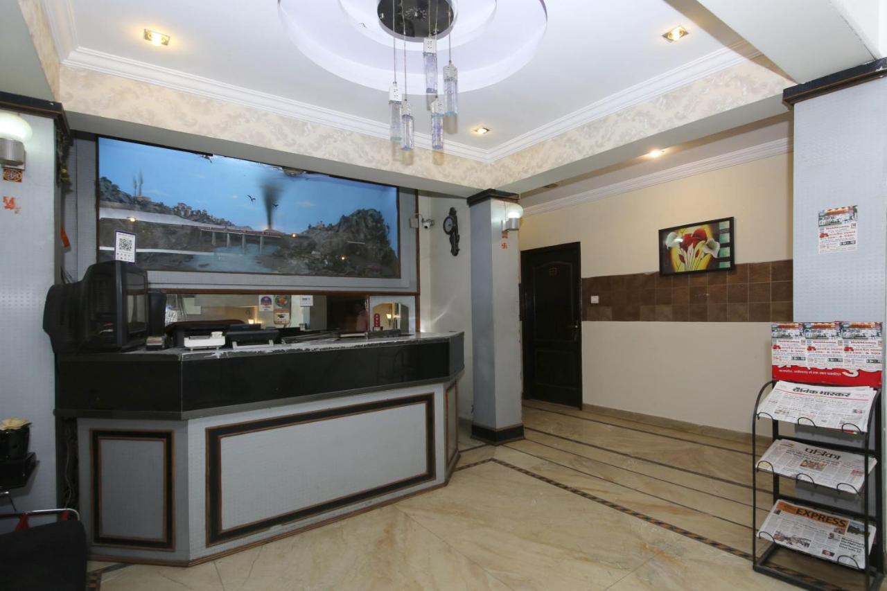 Oyo Hotel Shubhkamna Jabalpur Exteriör bild