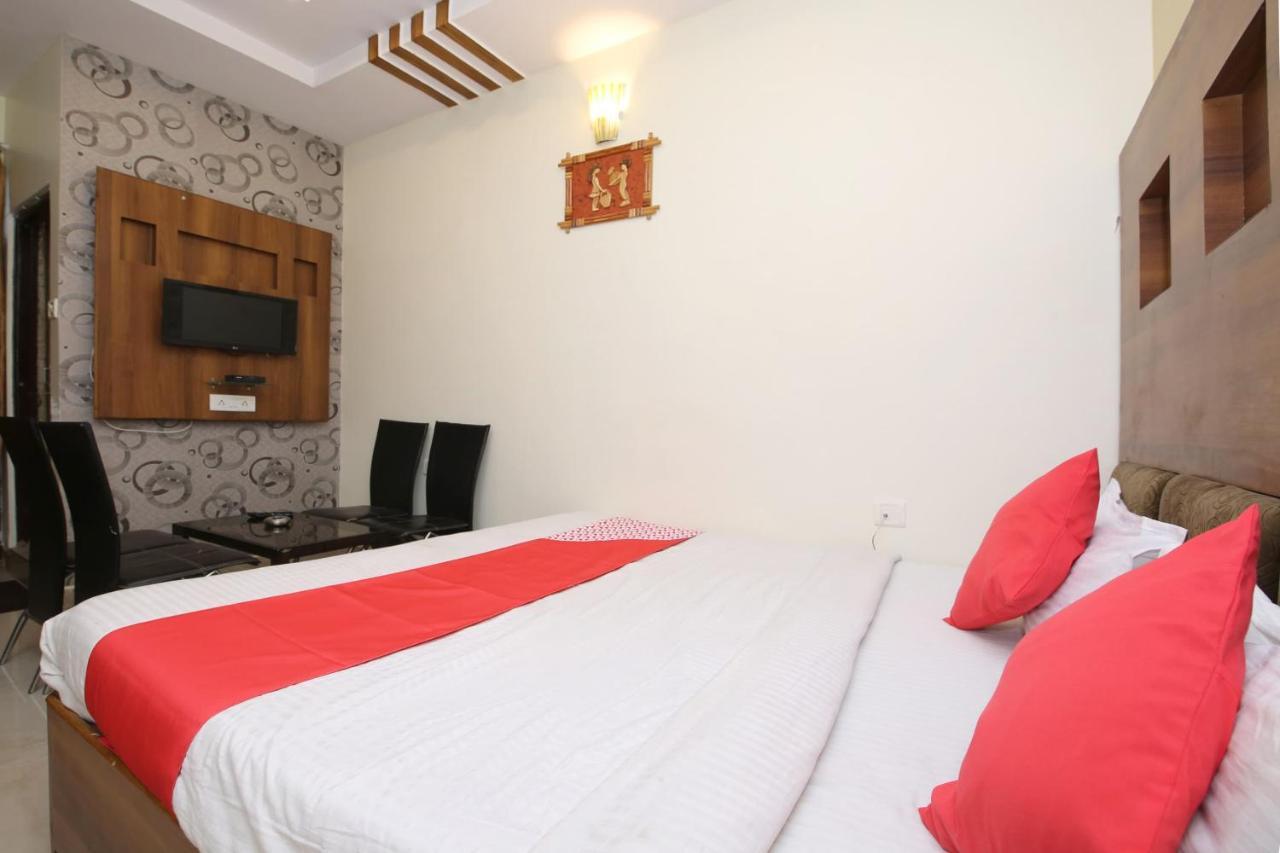 Oyo Hotel Shubhkamna Jabalpur Exteriör bild