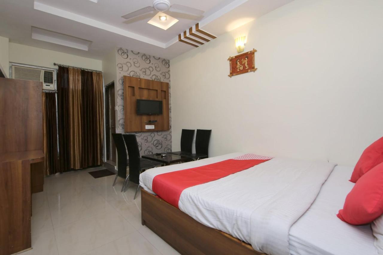 Oyo Hotel Shubhkamna Jabalpur Exteriör bild