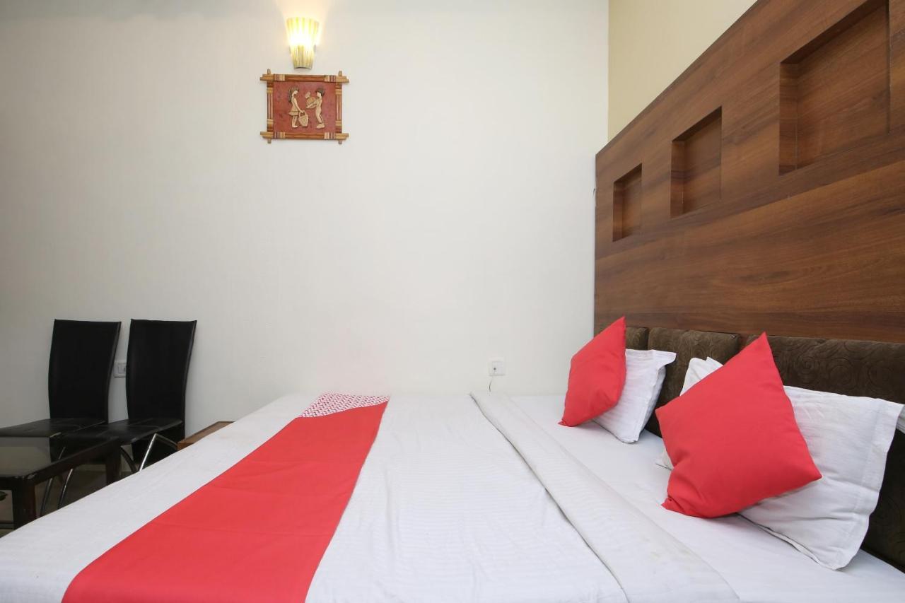 Oyo Hotel Shubhkamna Jabalpur Exteriör bild