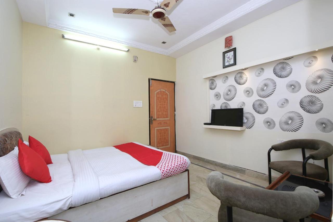 Oyo Hotel Shubhkamna Jabalpur Exteriör bild